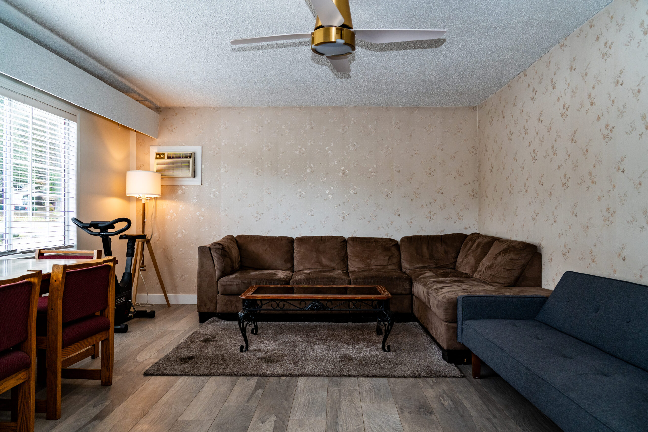 Suite Room at Alpine Motel