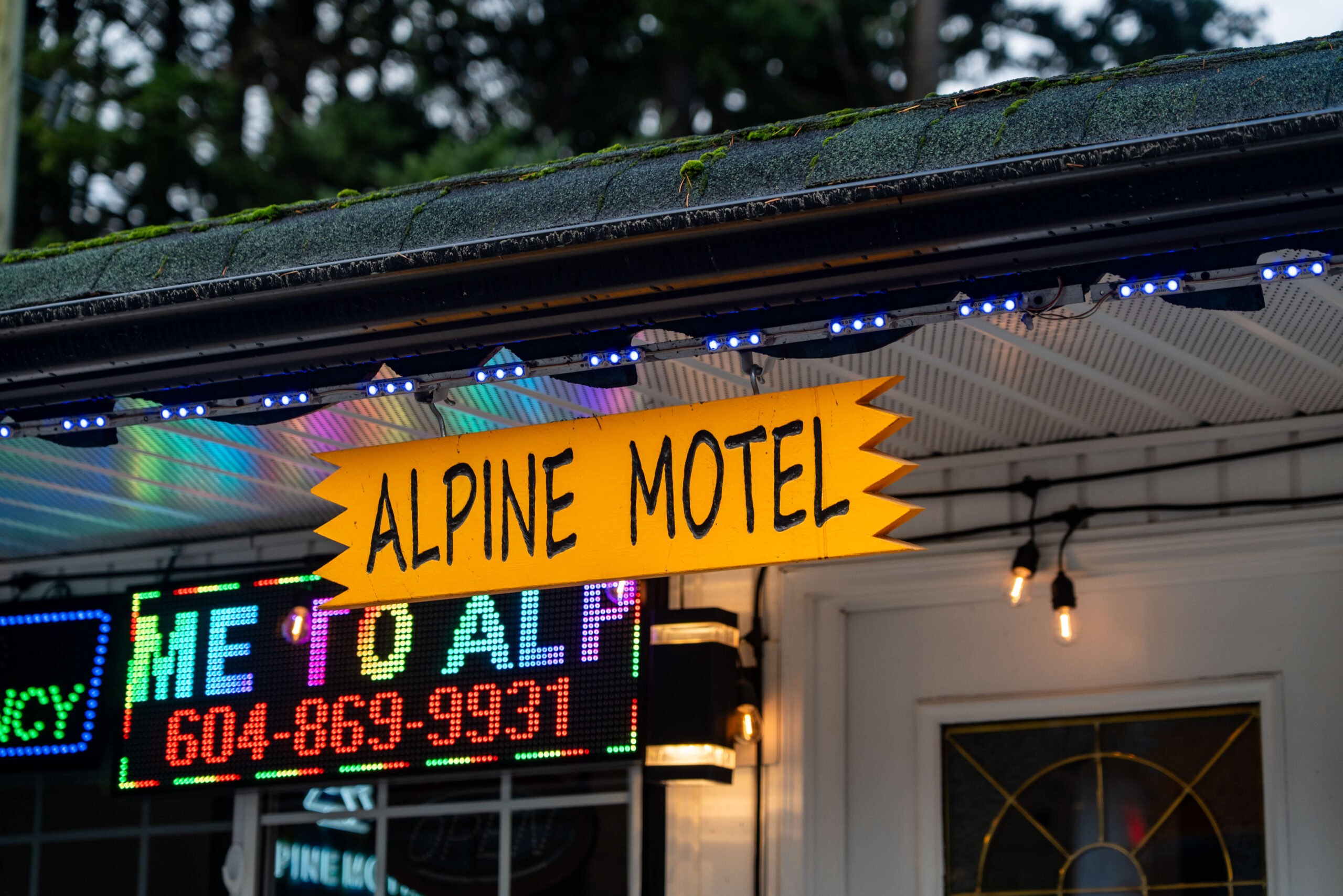 Alpine Motel exterior