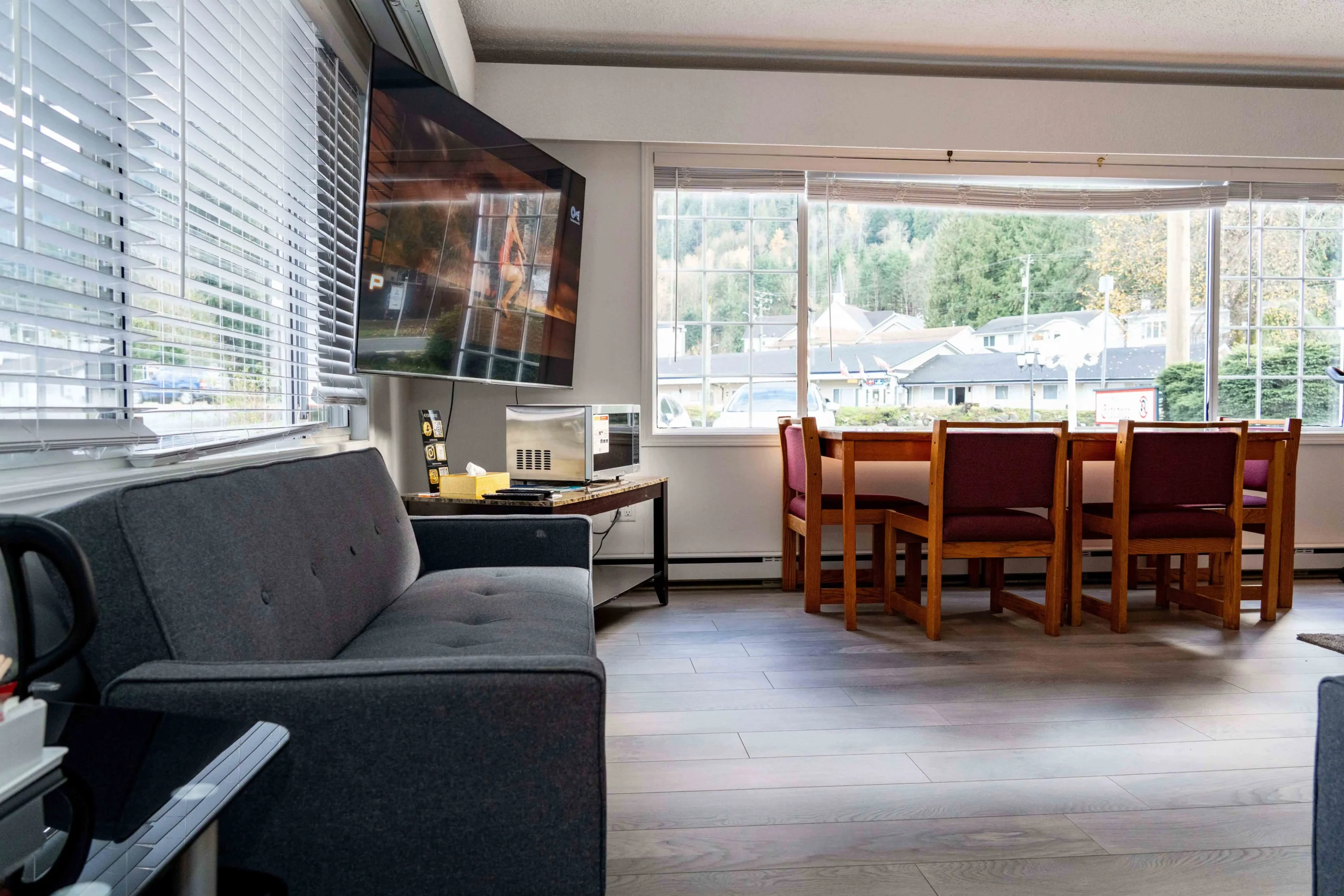 Suite living and dining area by the window